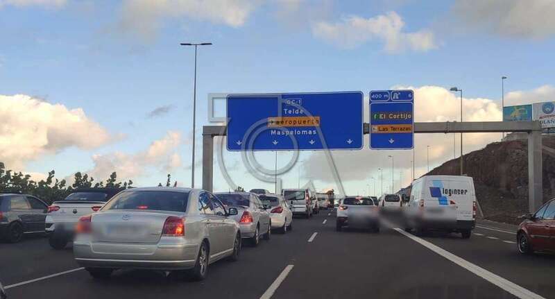 Imagen de la retención de vehículo originada por el accidente/TA.